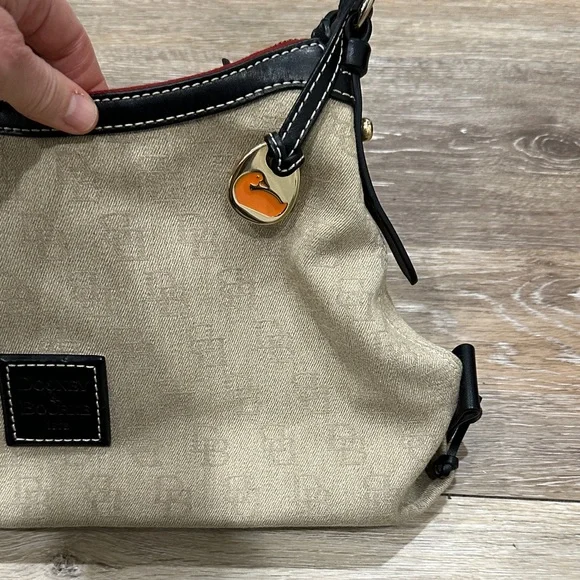 Dooney & Bourke Beige and Black Shoulder Bag - Picture 3 of 16